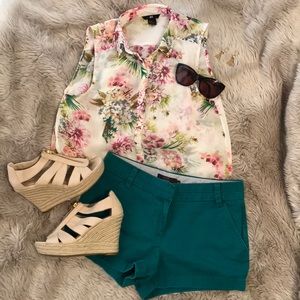 H&M Sheer floral blouse. Size 6.